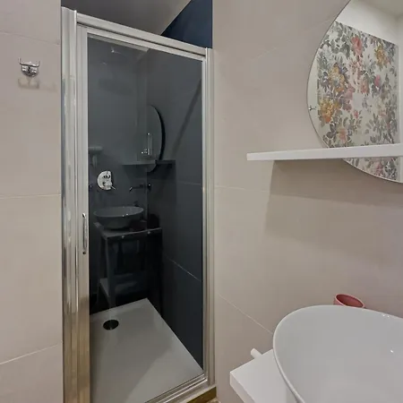 Apartmán Realkasa Galliera & *